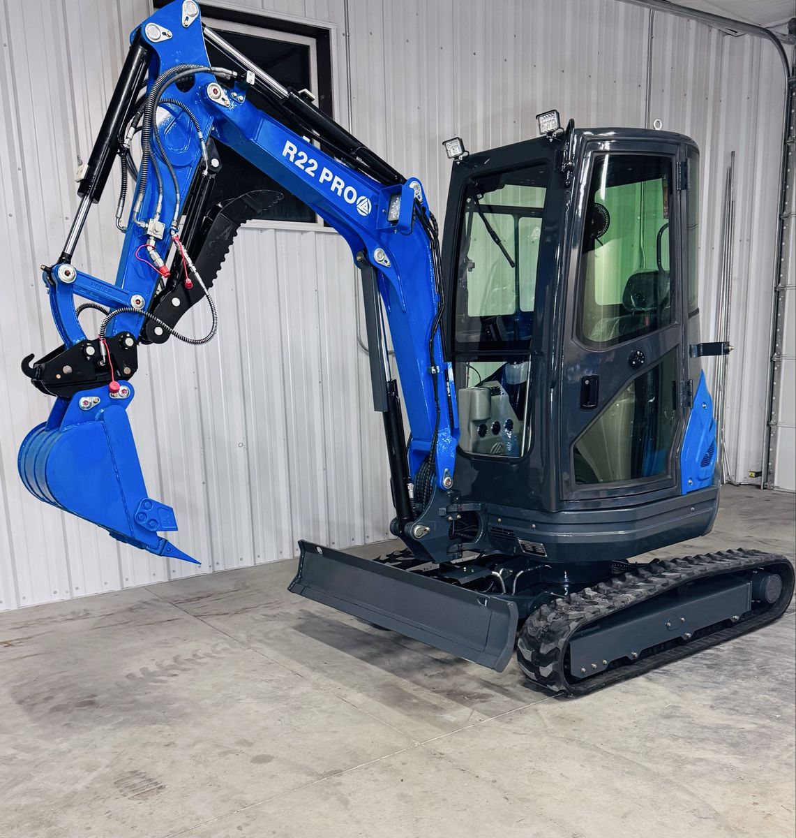 Rippa R22 Pro 2.3 Ton Mini Excavator