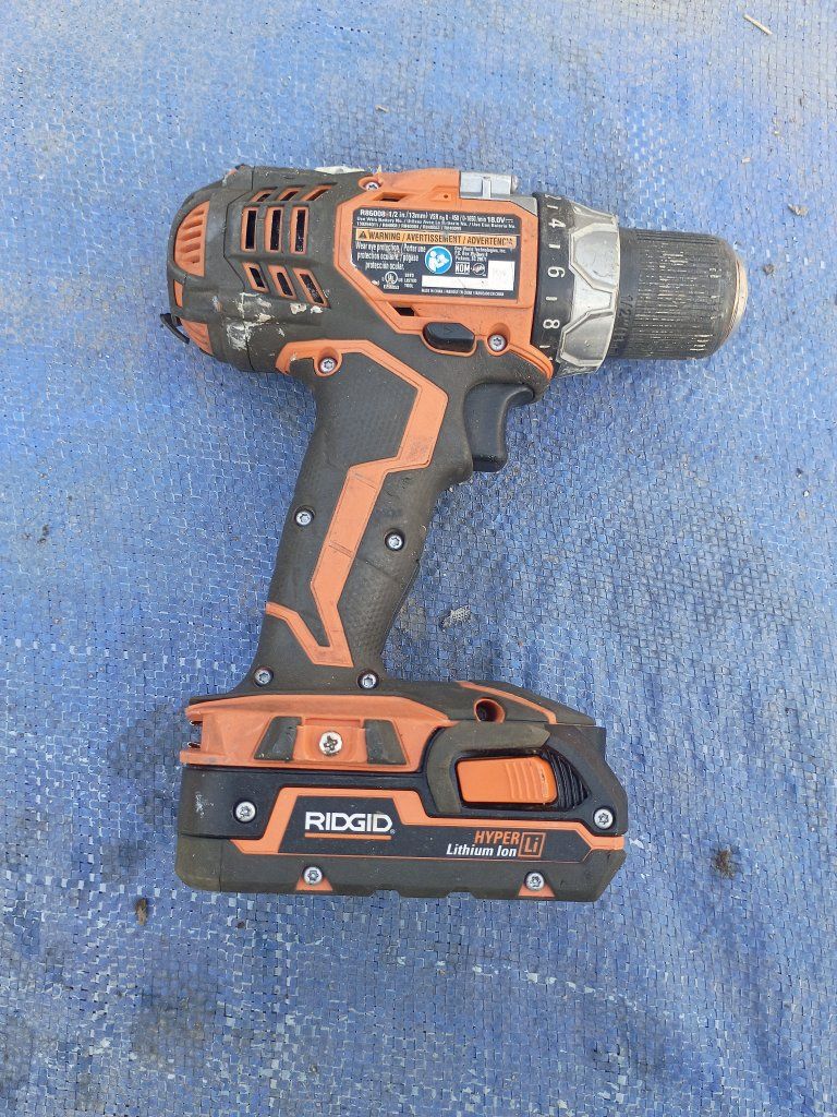 RIDGID R86008 18V Cordless 1/2 in. Drill Driver with Hyper Lithium-Ion Battery