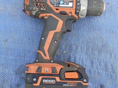 RIDGID R86008 18V Cordless 1/2 in. Drill Driver with Hyper Lithium-Ion Battery