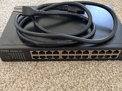 Zyxel GS1900-24E 24-Port Gigabit Smart Managed Switch