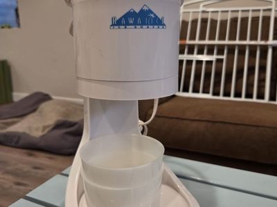Hawaii Ice Shaver / Electric Snow Cone Maker