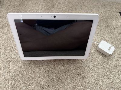 Google Nest Hub Max Smart Display - Chalk White