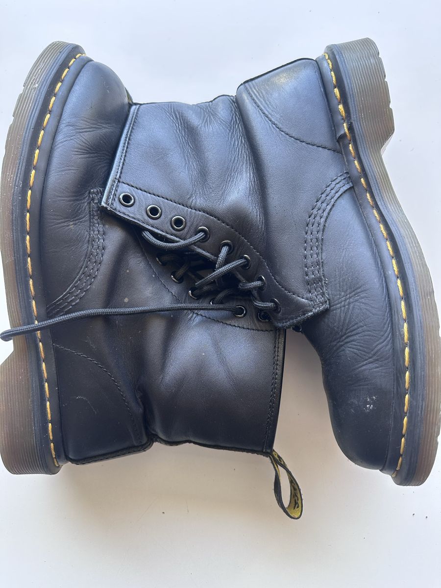 Dr. Martens 1460 Smooth Leather Black 8-Eyelet Ankle Boots - Men's US 8