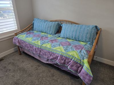 Trundle Bed