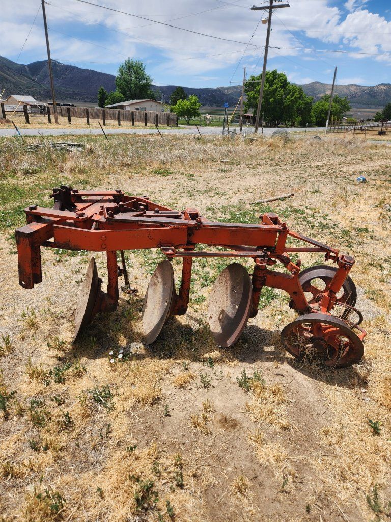 Vintage Orange 3.3 Disc Plow - Heavy-Duty Tillage Farm Equipment