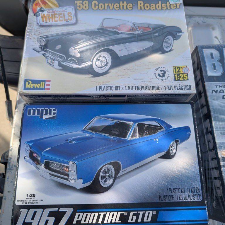 30 obo
Model cars