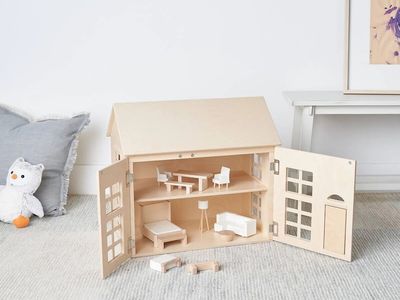 Milton & Goose Dollhouse