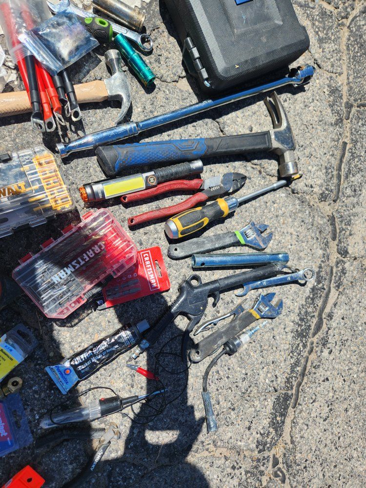automotive tools,screws,fuses,and much more