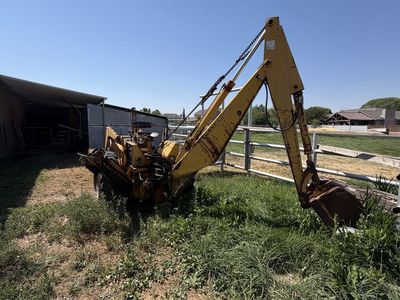 International Harvester 3414 Diesel Industrial Tractor Backhoe Loader