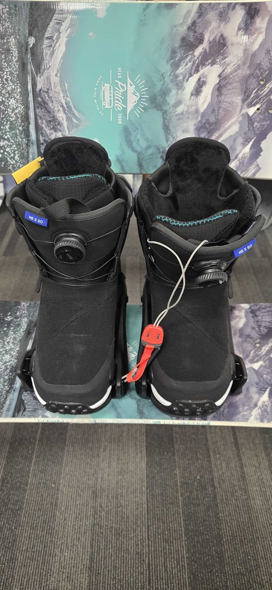 Used Burton Waverange X Step-on Snowboard Boot+Binding Womens 7