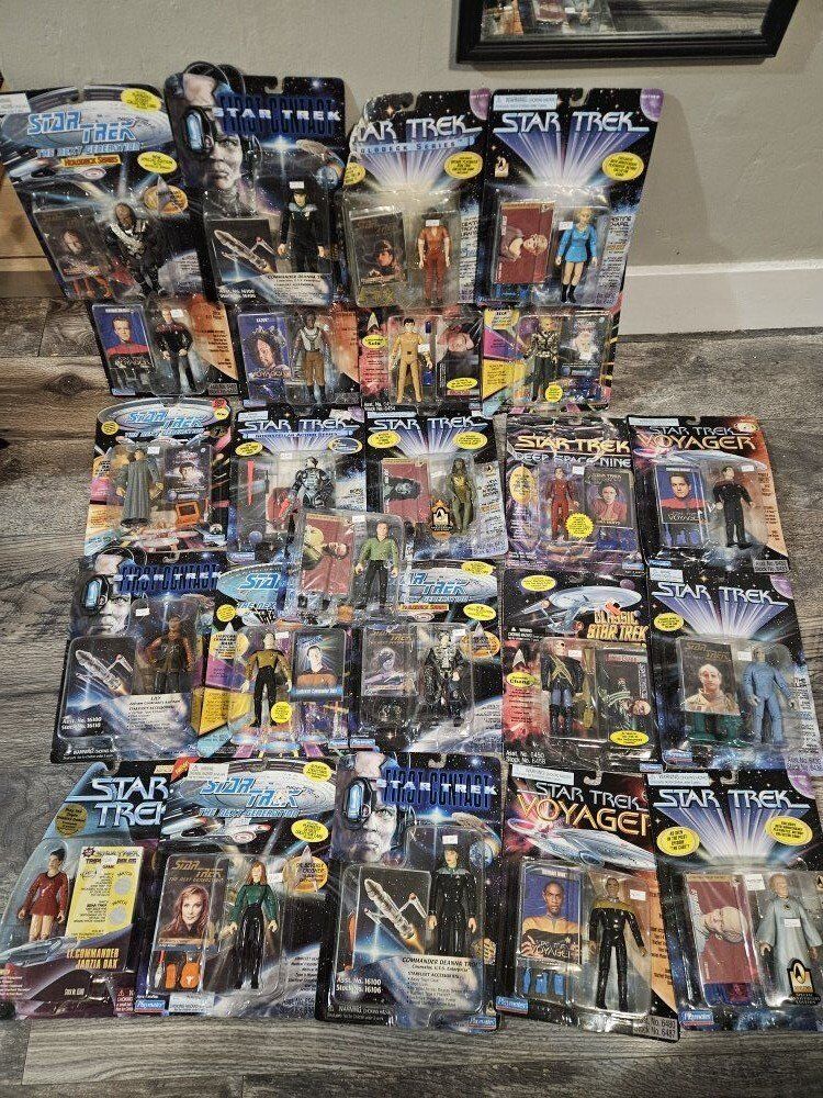 1995 Star Trek figurines