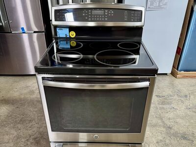 GE INDUCTION RANGE WITH SELF CLEAN