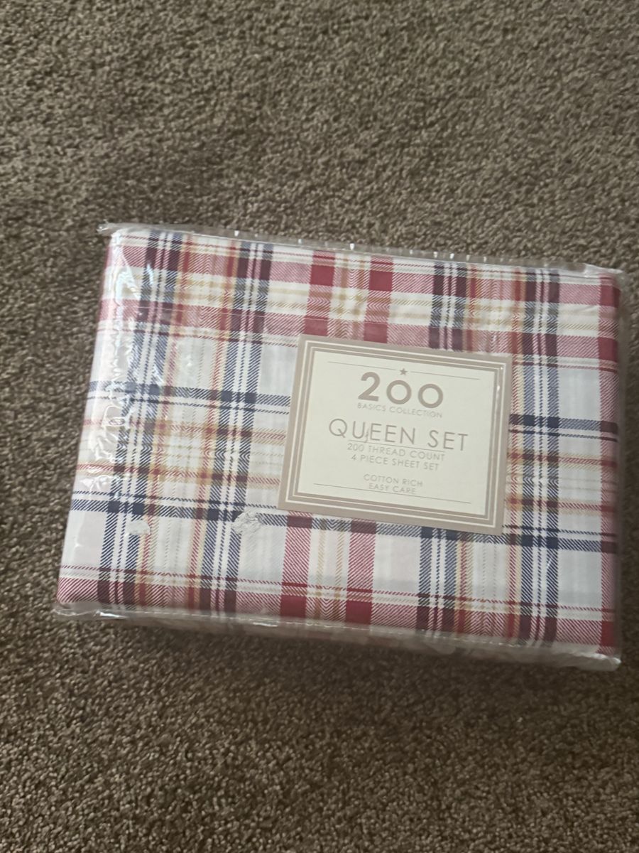 200 Basics Collection Olivier Plaid Queen 4-Piece Sheet Set New