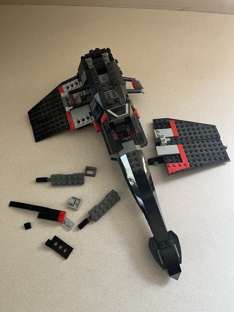 Lego Star Wars Jek-14’s stealth star fighter 75018 (2013) as is.