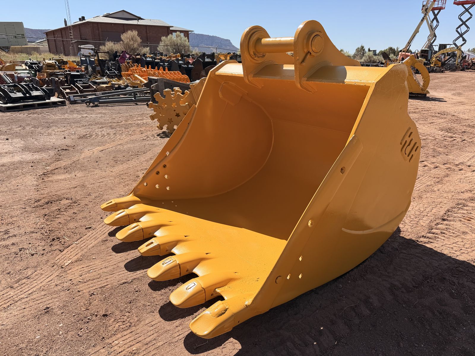72" Excavator Bucket