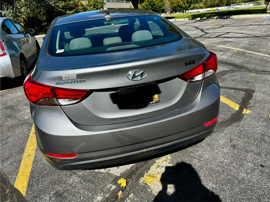 2014 HYUNDAI ELANTRA SE