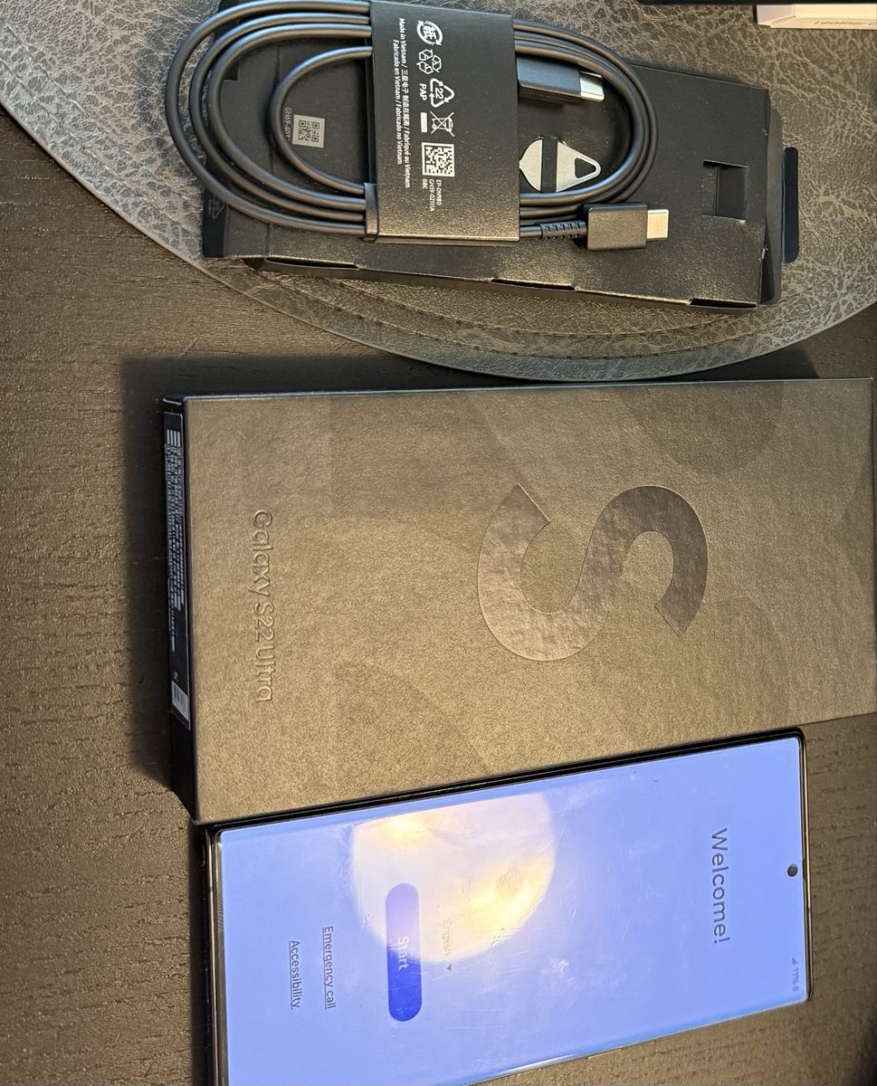 Samsung S22 Ultra - 512GB Unlocked