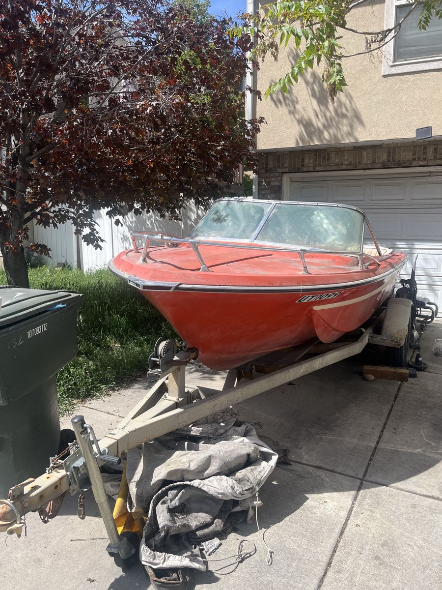 Fishing boat for sale $750