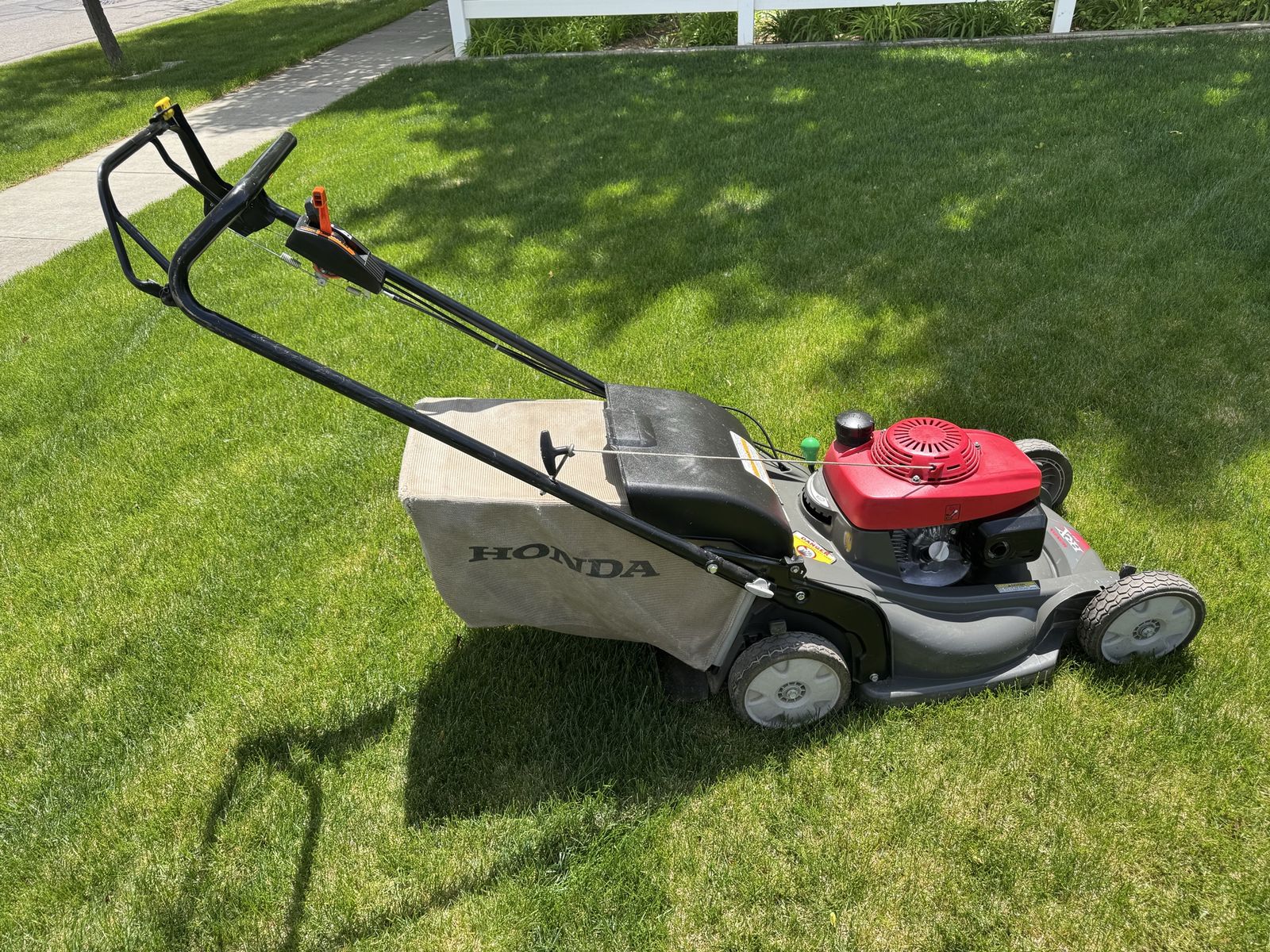 Honda Lawnmower HRX217 (3HYA)
