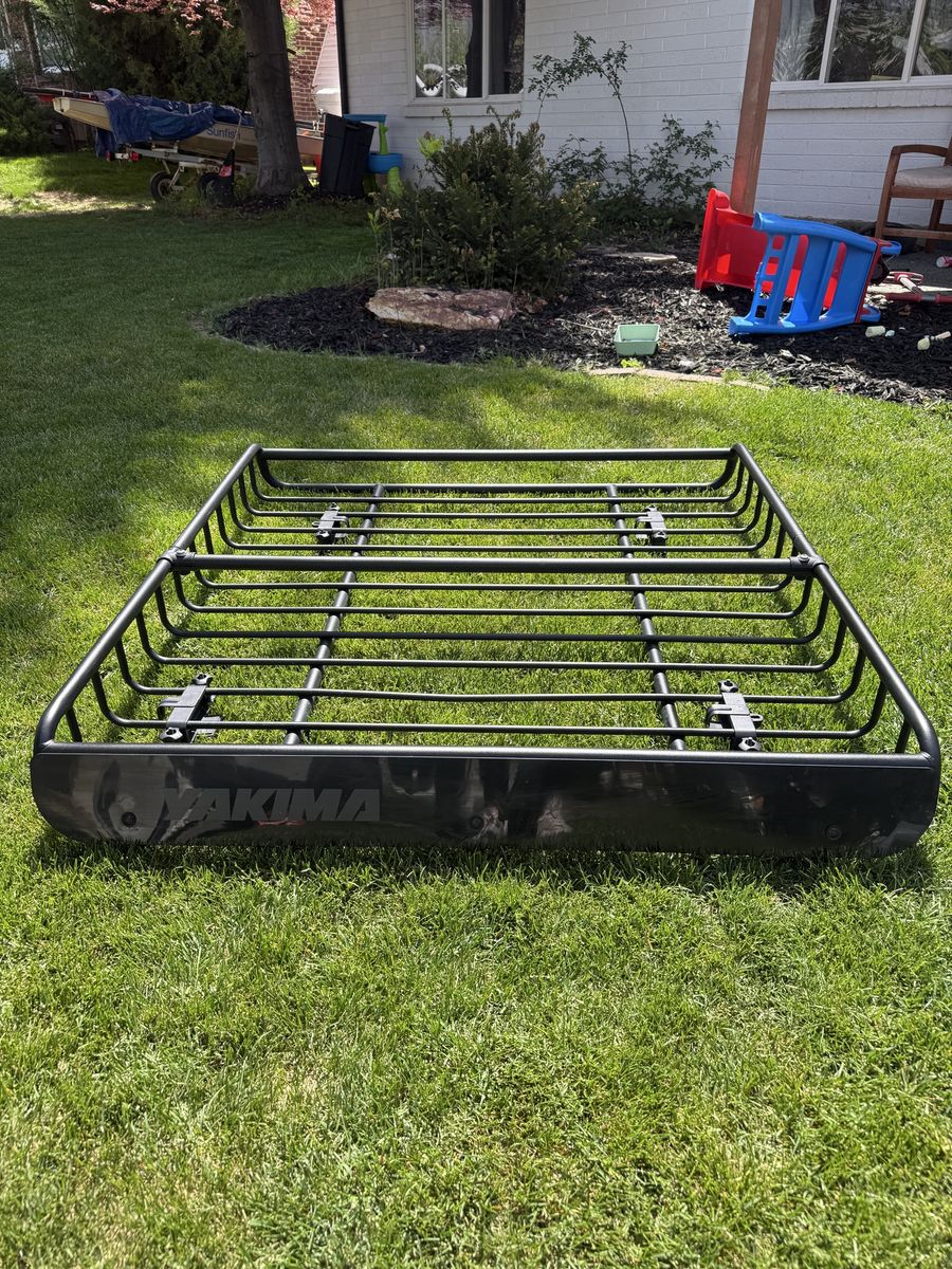 Yakima MegaWarrior Basket