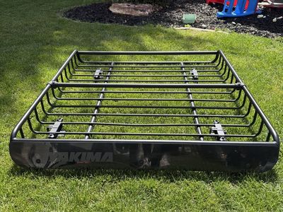 Yakima MegaWarrior Basket