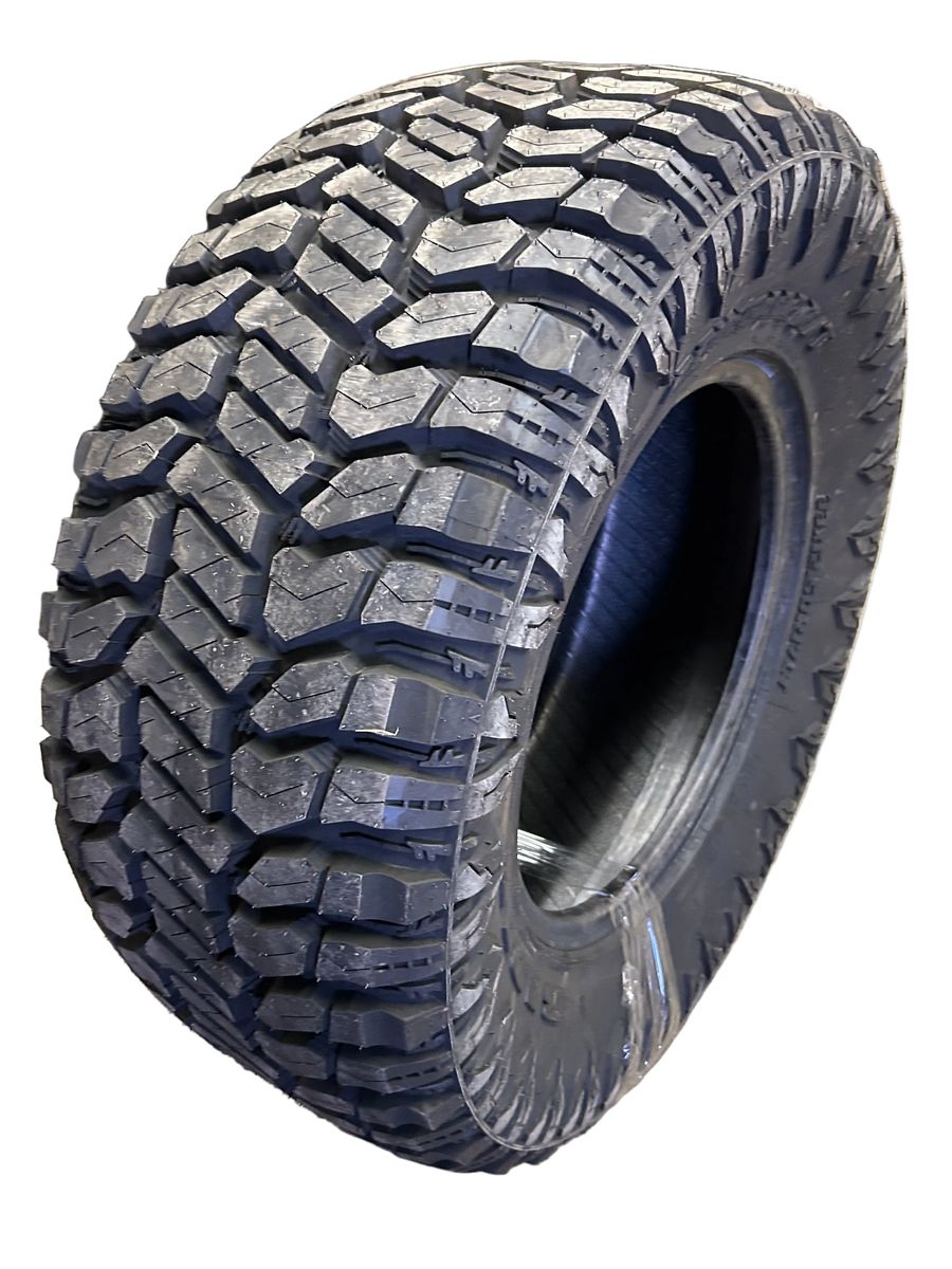 2 RADAR RENEGADE R/T BSW LT 33 12.5 17 121Q 12PLY RUGGED TIRE RASYTH0114