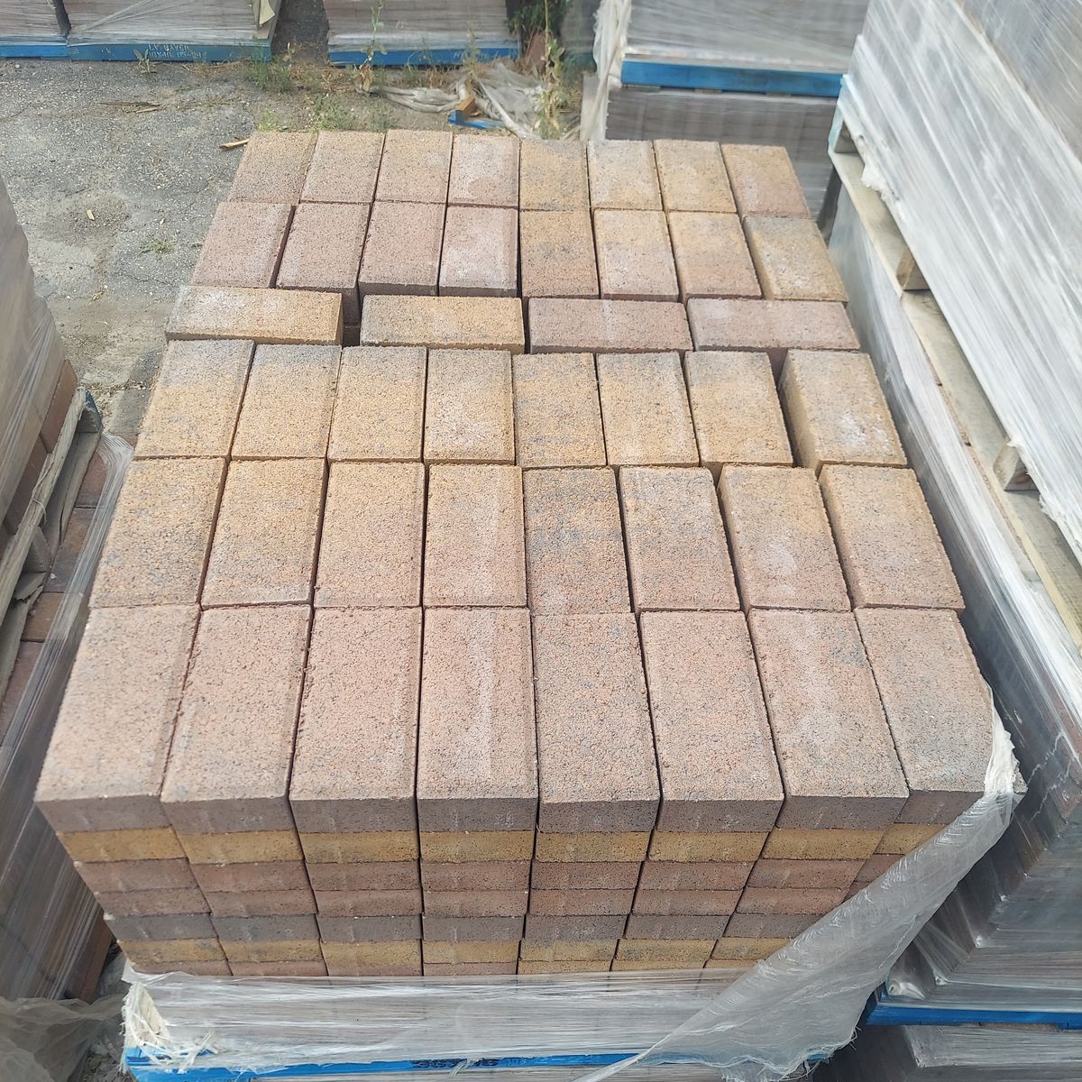 MIRAGE HOLLAND PAVERS (4x8)