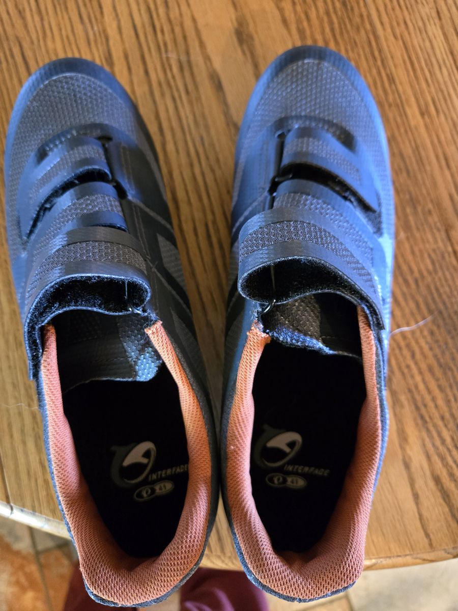 Pearl izumi cycling shoes
