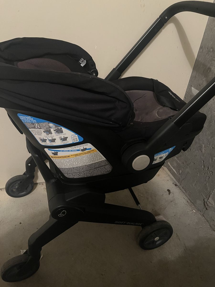 Evenflo Shyft DualRide Infat Car Seat and Stroller Combo
