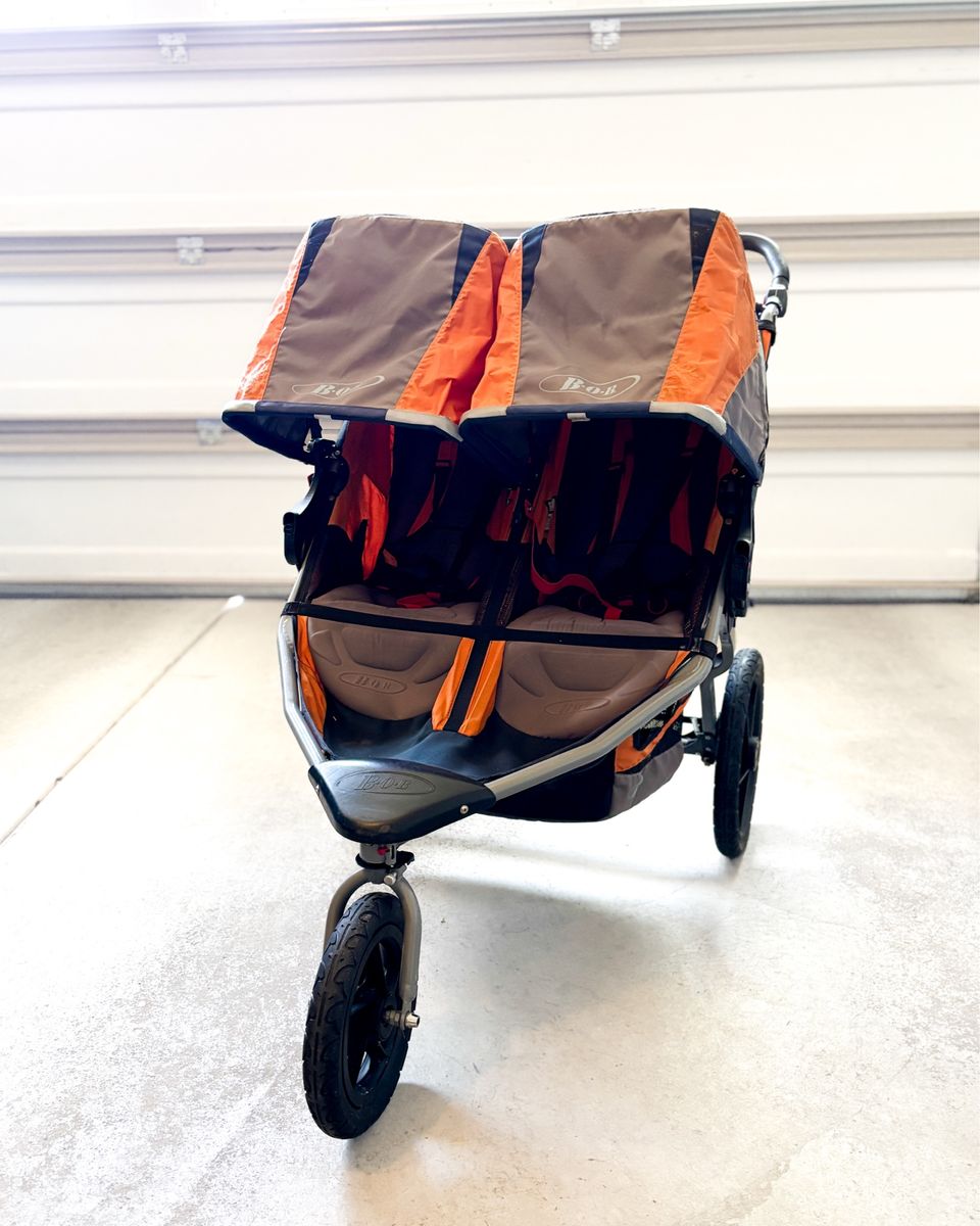 CLEAN Bob Revolution Flex Double Jogging Stroller with Accessories