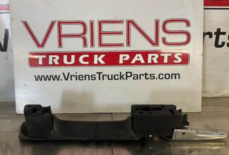 Kenworth T680 Door Handle