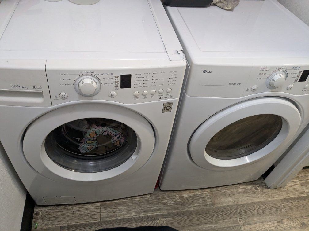 LG Washer & Dryer 