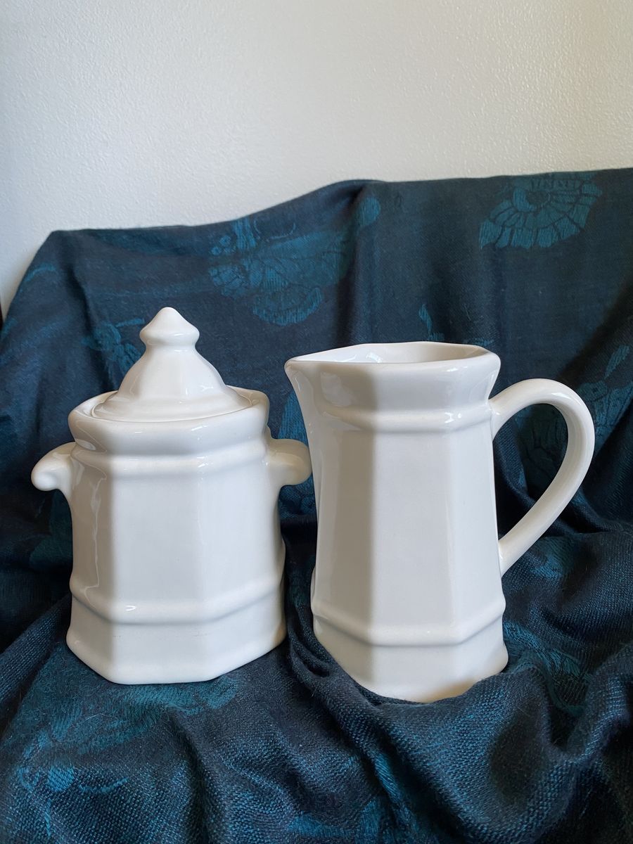 Vintage Pfaltzgraff Heritage White Covered Sugar and Creamer