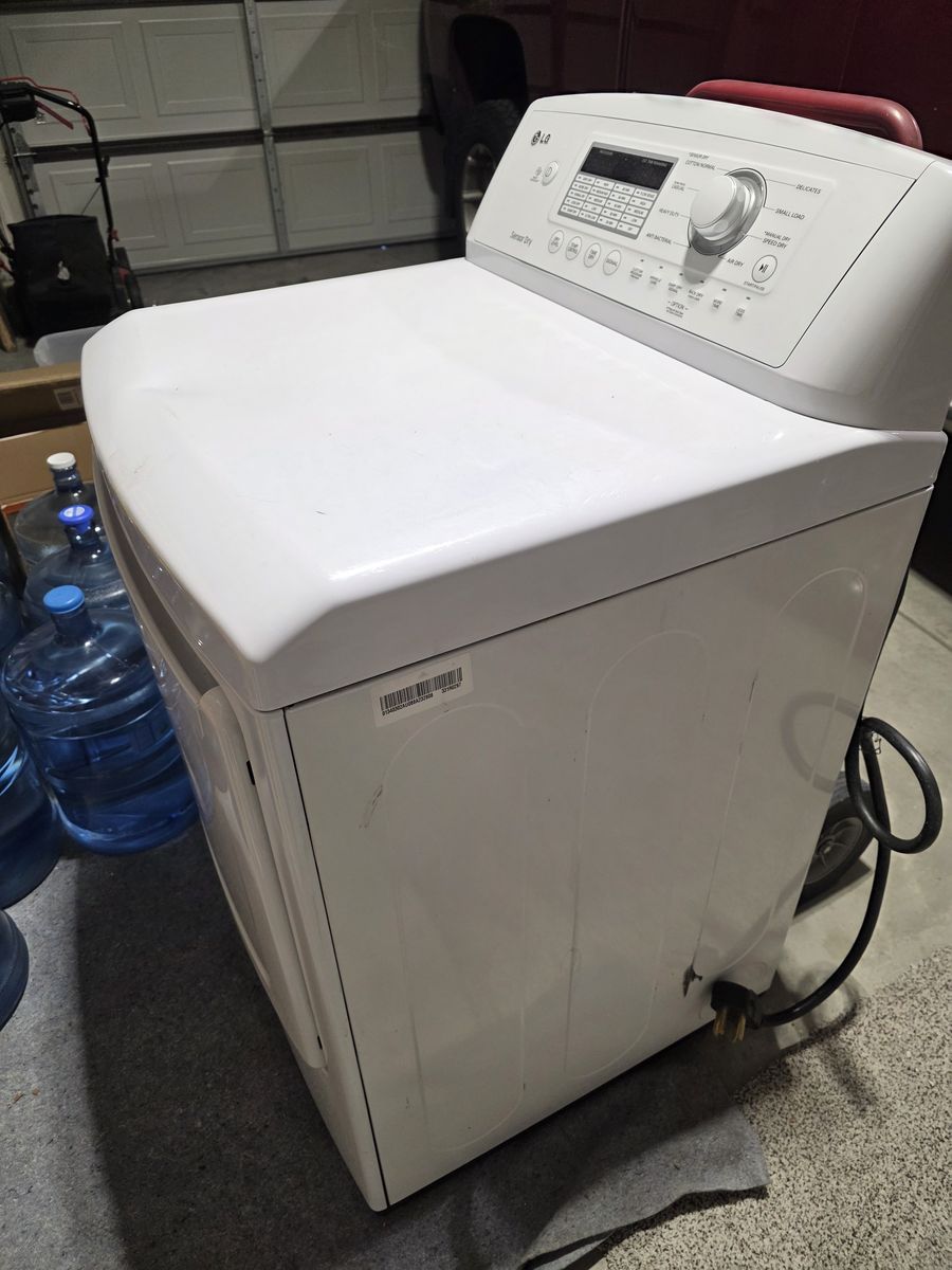 LG Electric  Dryer  $125 or offer