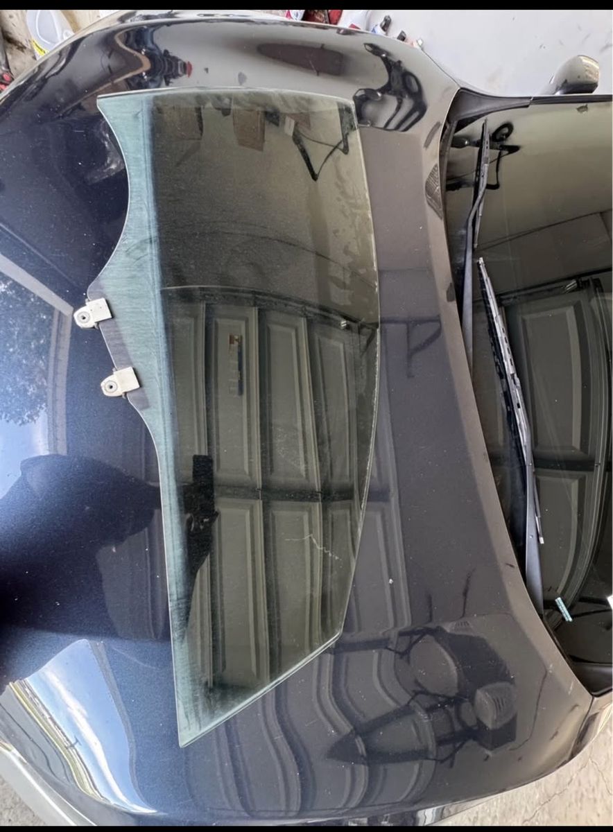 Door glass