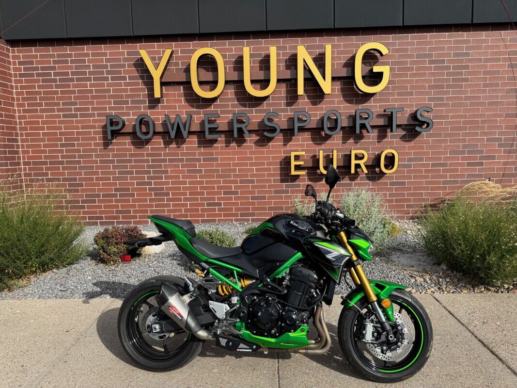 2022 Kawasaki Z900 SE