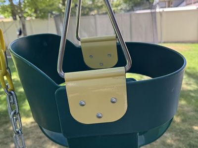 Commercial-Grade Toddler Swing (Green)