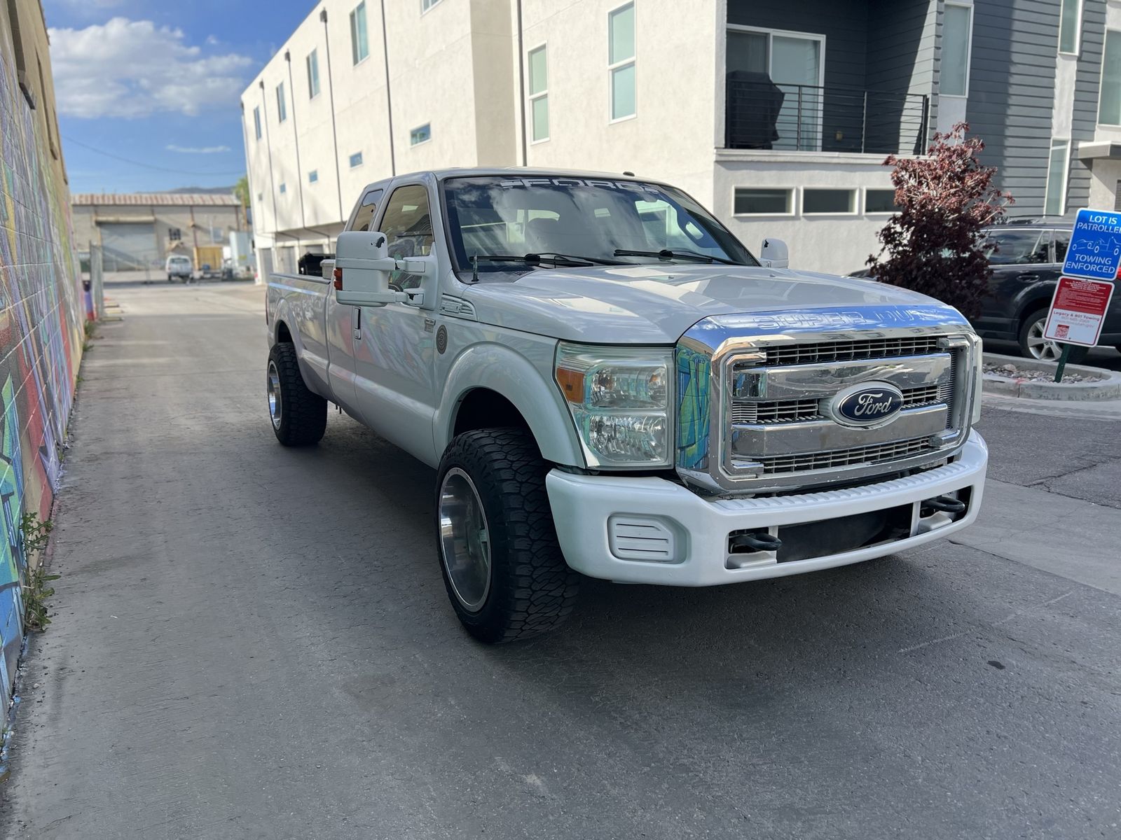 2011 Ford F-350 Super Duty XLT