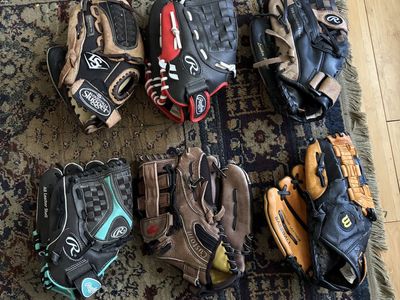 Basebsll Mitts Your Choise