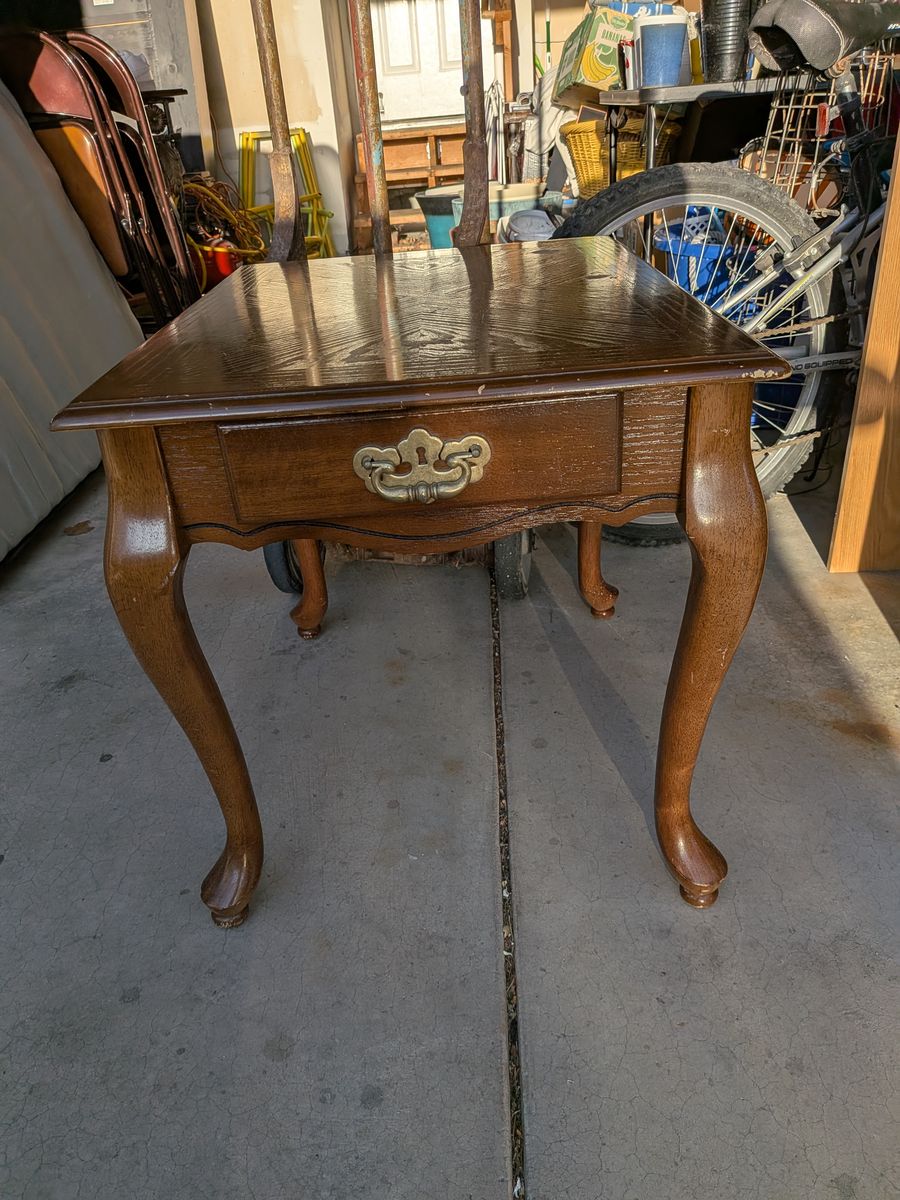 End table