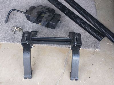 5th wheel reciever hitch