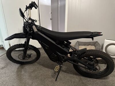 Talaria XXX with extra tires and wheel