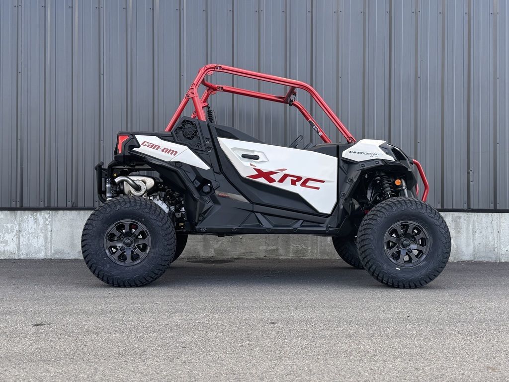 2026 Can-Am Maverick Sport X rc 1000R Hybrid White
