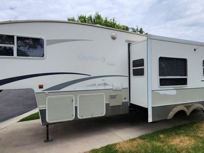 HANDYMAN SPECIAL 2004 Keystone Outback 28FRLS