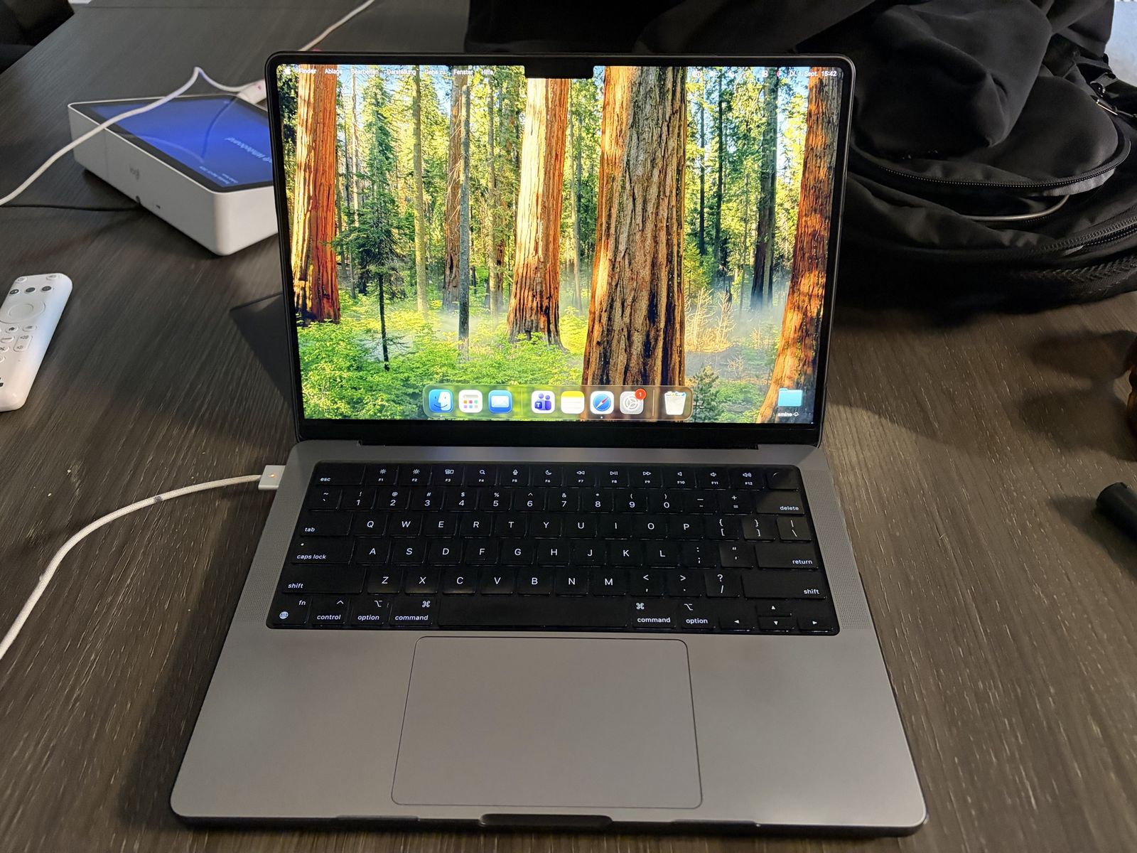 Apple 14" MacBook Pro M1, 16GB RAM / 512GB SSD