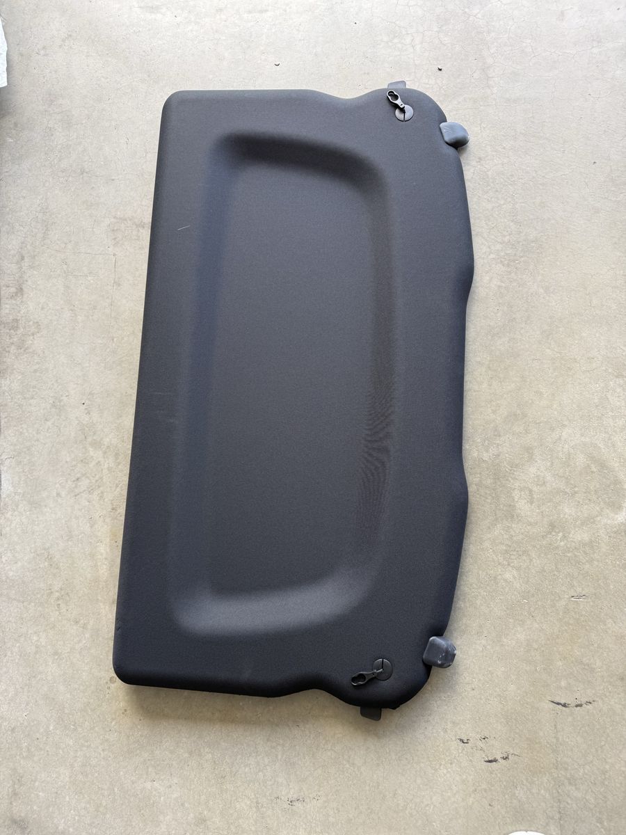 Brand new OEM 2023 Mercedes GLA cargo cover