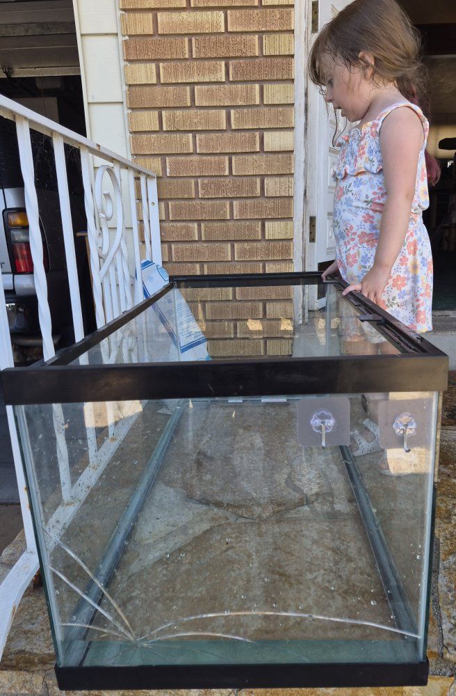 Damaged Rectangular Glass Aquarium Tank -50 gallon