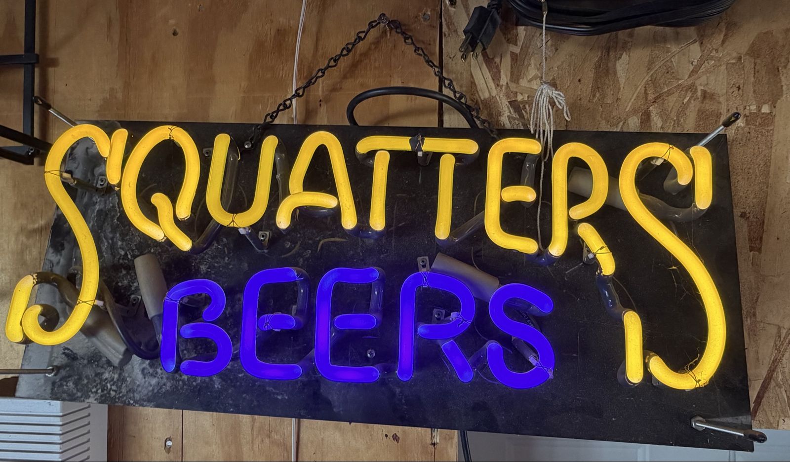 Vintage squatters beer neon sign