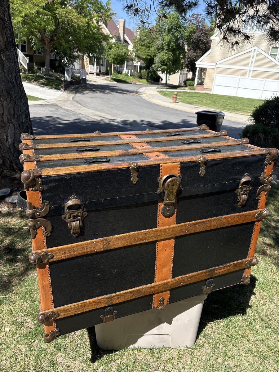 Stunning Antique Steamer Trunk