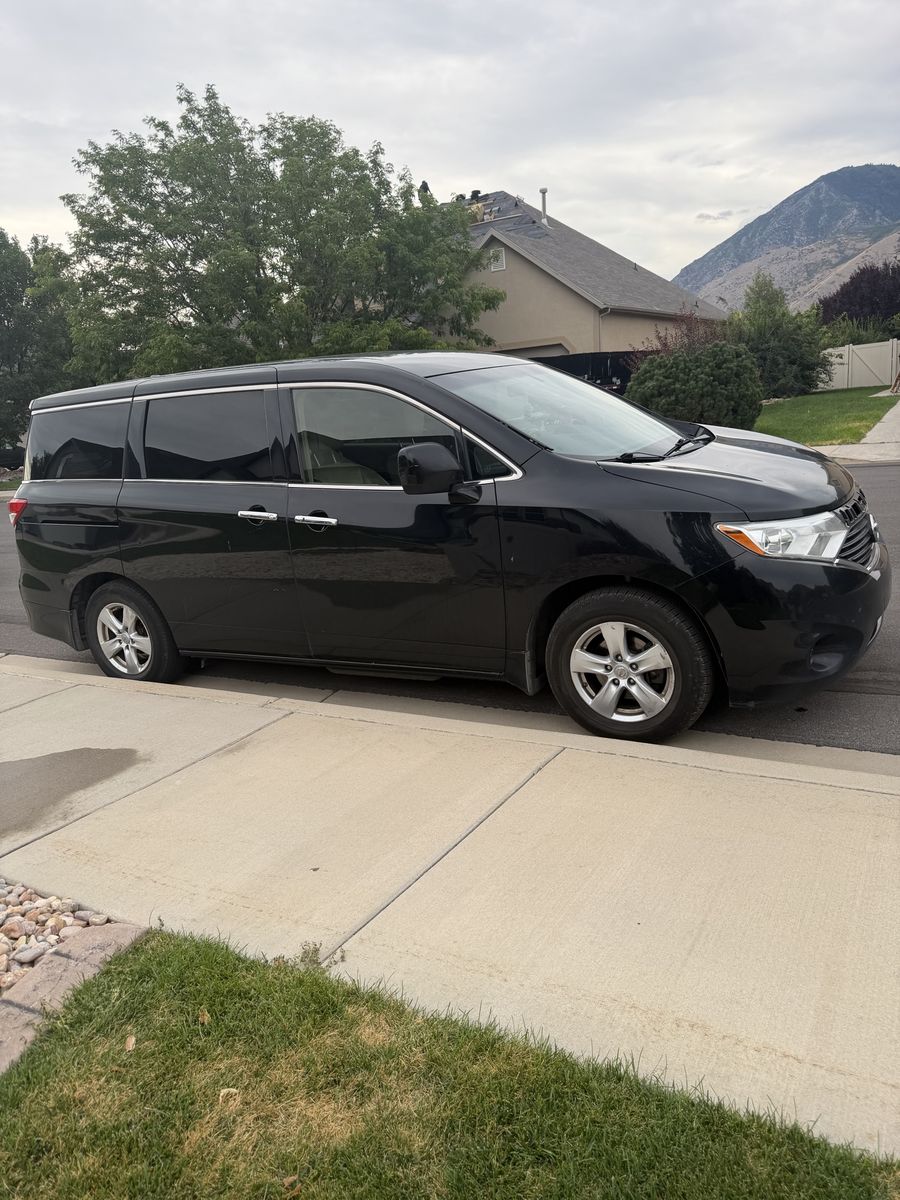 2014 Nissan Quest 
